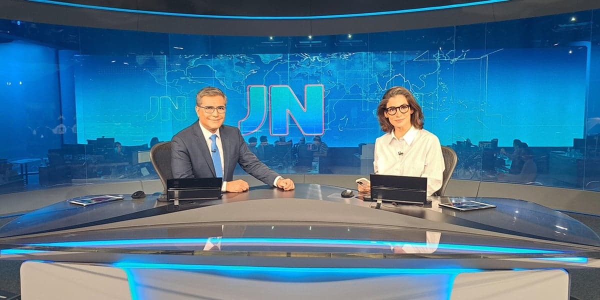 Hélter Duarte, Renata Vasconcellos, Jornal Nacional Hélter Duarte, Renata Vasconcellos, Jornal Nacional