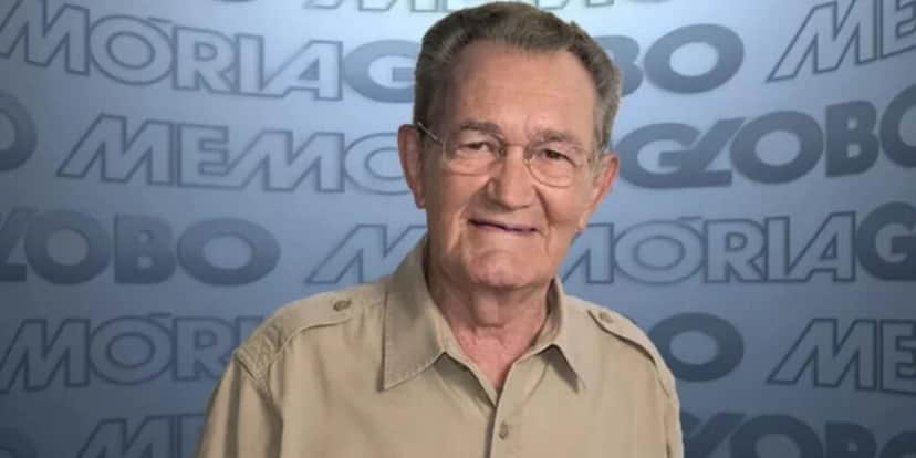 Léo Batista foi pioneiro em apresentar o Jornal Hoje ( Foto: Reprodução/Globo Léo Batista foi pioneiro em apresentar o Jornal Hoje ( Foto: Reprodução/Globo