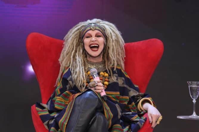 http://tvfoco.uai.com.br/wp-content/uploads/2015/05/Daniela-Mercury.jpg http://tvfoco.uai.com.br/wp-content/uploads/2015/05/Daniela-Mercury.jpg