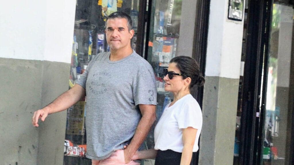 Renata Vasconcellos e o seu marido Miguel Athayde - Foto Reprodução/Internet Renata Vasconcellos e o seu marido Miguel Athayde - Foto Reprodução/Internet