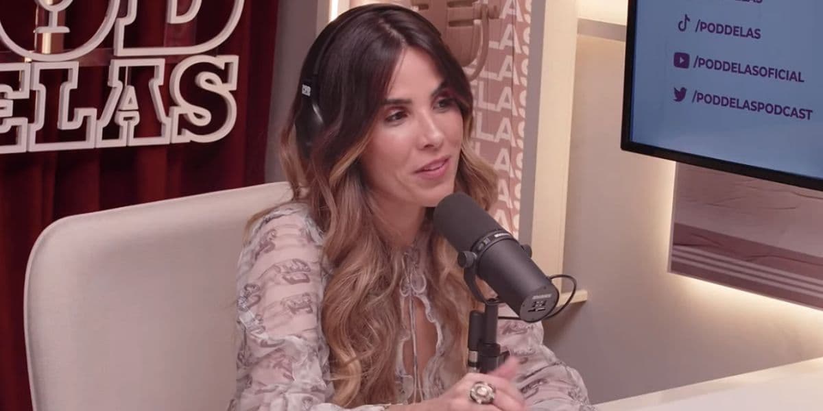 Wanessa Camargo durando o PodDelas (Foto: Reprodução / YouTube) Wanessa Camargo durando o PodDelas (Foto: Reprodução / YouTube)