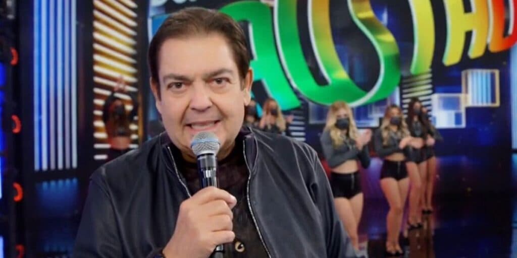 Bomba: Faustão aceita reunião com alta cúpula da Globo e pode ter retorno triunfal ao Domingão