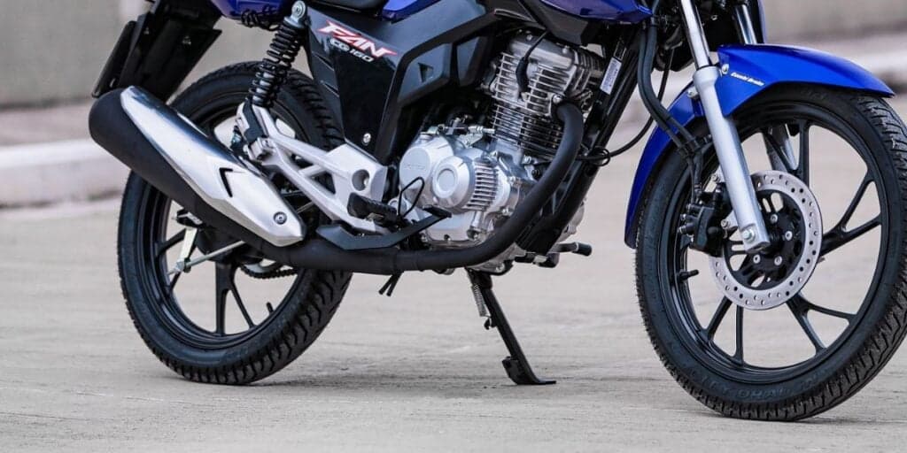 Moto Honda bomba e descobrimos o valor do seguro das 10 mais vendidas do Brasil