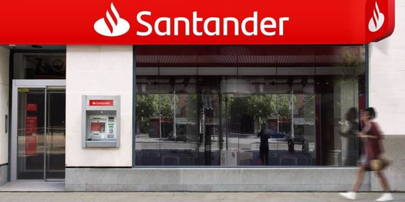 Fachada do banco Santander - Foto Reprodução Internet Fachada do banco Santander - Foto Reprodução Internet