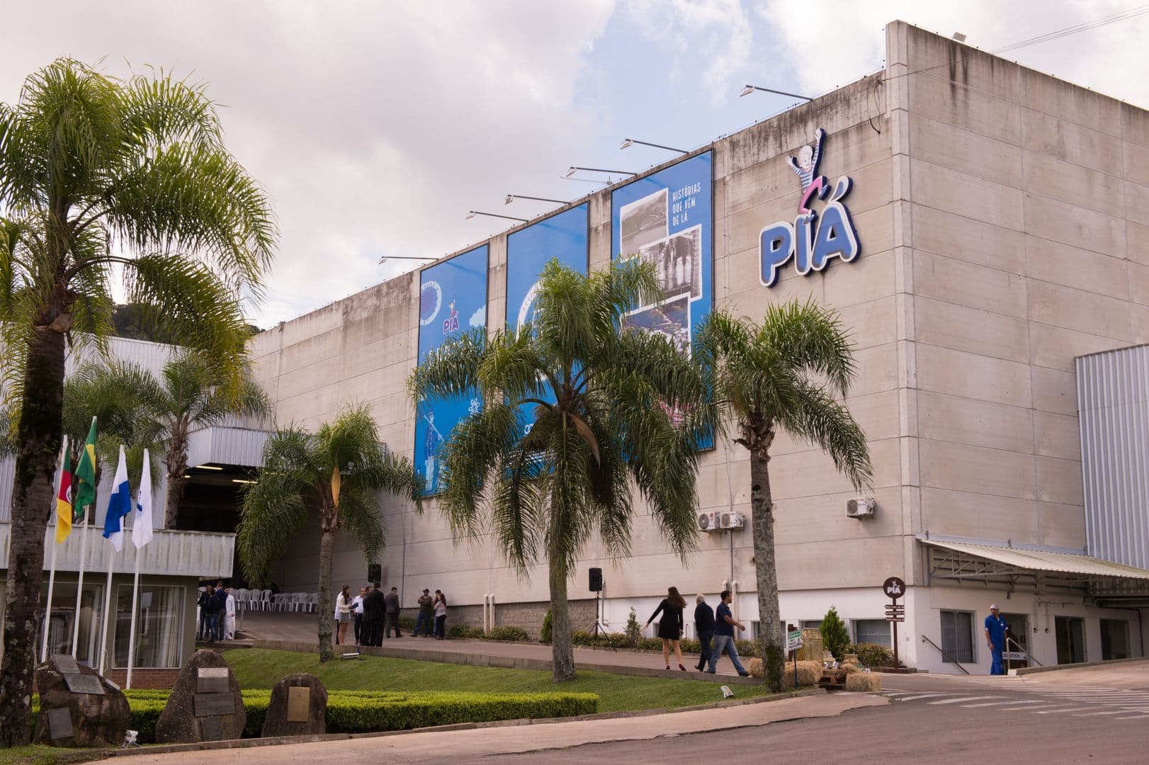 Fábrica de Iogurtes da Cooperativa Piá - Foto Reprodução Internet Fábrica de Iogurtes da Cooperativa Piá - Foto Reprodução Internet