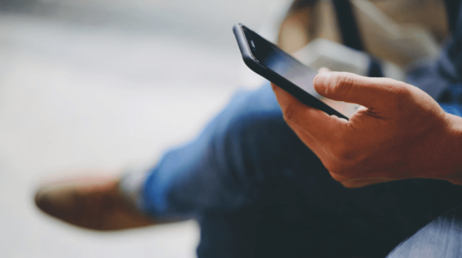 Tente não se impactar ao saber detalhes sobre a nova lei que permite a polícia invadir o celular destas pessoas - Foto Internet Tente não se impactar ao saber detalhes sobre a nova lei que permite a polícia invadir o celular destas pessoas - Foto Internet