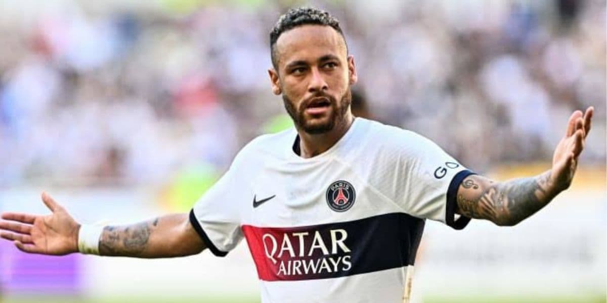 Neymar, meio-campista do PSG (Foto - Reprodução Internet). Neymar, meio-campista do PSG (Foto - Reprodução Internet).