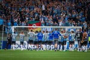 Time do Grêmio em campo 2023 - Foto Internet Time do Grêmio em campo 2023 - Foto Internet