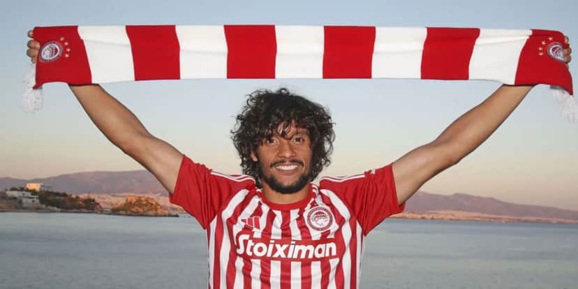 Scarpa no Olympiacos - (Foto: Reprodução / Internet) Scarpa no Olympiacos - (Foto: Reprodução / Internet)