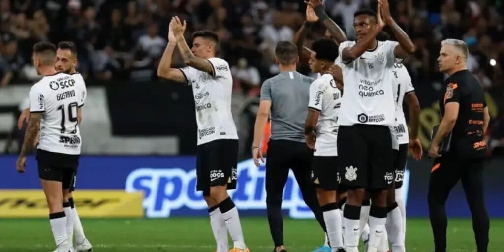 30 milhões, não vai ficar: Queridinho de Mano tem adeus definido no Corinthians e já sabe onde vai jogar em 2024