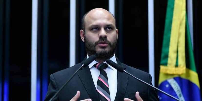 Glauco Wamburg deixou o cargo de presidente interino (Reprodução: Internet) Glauco Wamburg deixou o cargo de presidente interino (Reprodução: Internet)