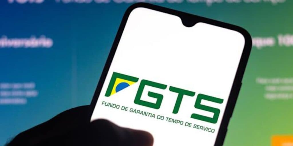 Aumento do valor e pagamento retroativo: Trabalhadores estão no CÉU com nova regra anunciada do FGTS