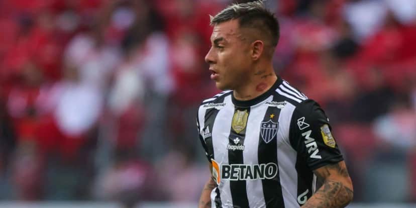 Vargas pode estar com os dias contados no Atlético MG - Foto: Internet Vargas pode estar com os dias contados no Atlético MG - Foto: Internet