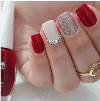 Unhas para mulheres elegantes - Foto Internet Unhas para mulheres elegantes - Foto Internet