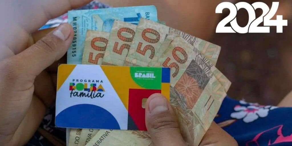 PIX de mais de R$800 no Bolsa Família: Como garantir aumento do valor do benefício em apenas 3 passos