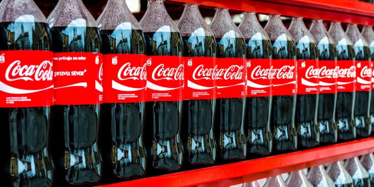 Coca-Cola (Foto: Reprodução/ Internet) Coca-Cola (Foto: Reprodução/ Internet)