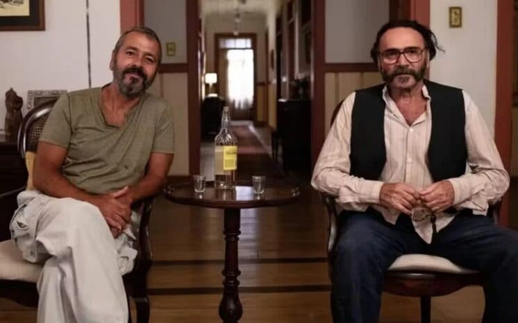 José Inocêncio (Marcos Palmeira) e Rachid (Almir Sater) em Renascer (Foto: Reprodução / Globo) José Inocêncio (Marcos Palmeira) e Rachid (Almir Sater) em Renascer (Foto: Reprodução / Globo)
