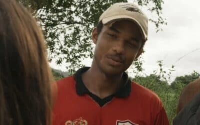 João Pedro (Juan Paiva) em cena de Renascer (Foto: Reprodução / Globo) João Pedro (Juan Paiva) em cena de Renascer (Foto: Reprodução / Globo)