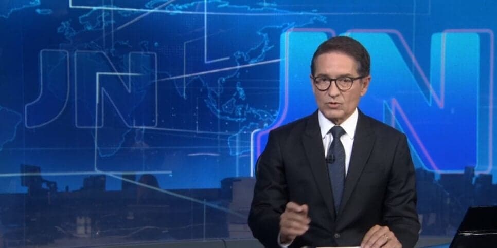 Carlos Tramontina sob comando do Jornal Nacional (Foto: Reprodução/Internet) Carlos Tramontina sob comando do Jornal Nacional (Foto: Reprodução/Internet)