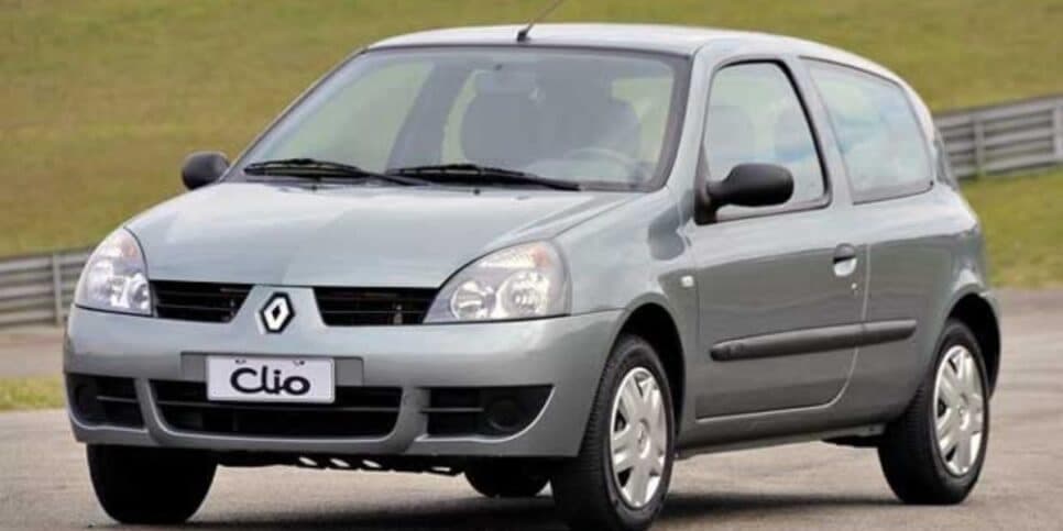 Renault Clio Authentique 1.0 2008 Renault Clio Authentique 1.0 2008