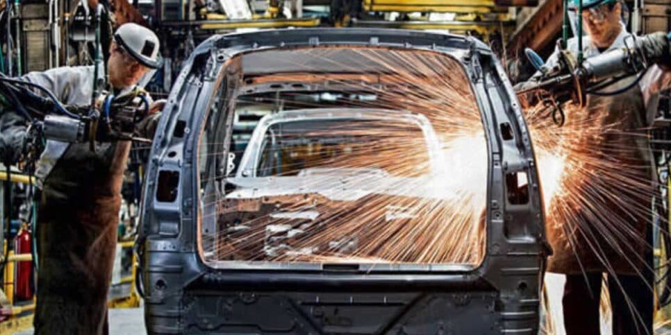Fim de produção e lojas fechadas: O adeus de montadora de carros amada pelo Brasil após um século