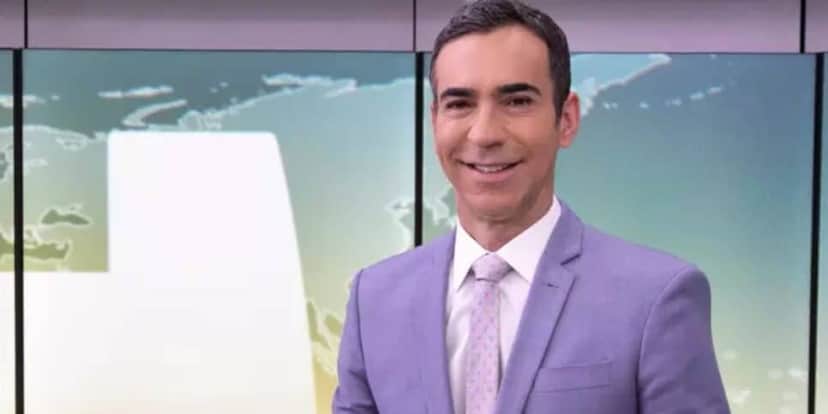 César Tralli comanda todas as tardes do Jornal Hoje (Reprodução: Globo) César Tralli comanda todas as tardes do Jornal Hoje (Reprodução: Globo)