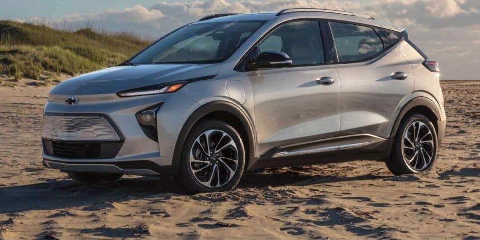 Bolt EUV teve poucas unidades à venda no Brasil (Reprodução: Chevrolet/Divulgação) Bolt EUV teve poucas unidades à venda no Brasil (Reprodução: Chevrolet/Divulgação)