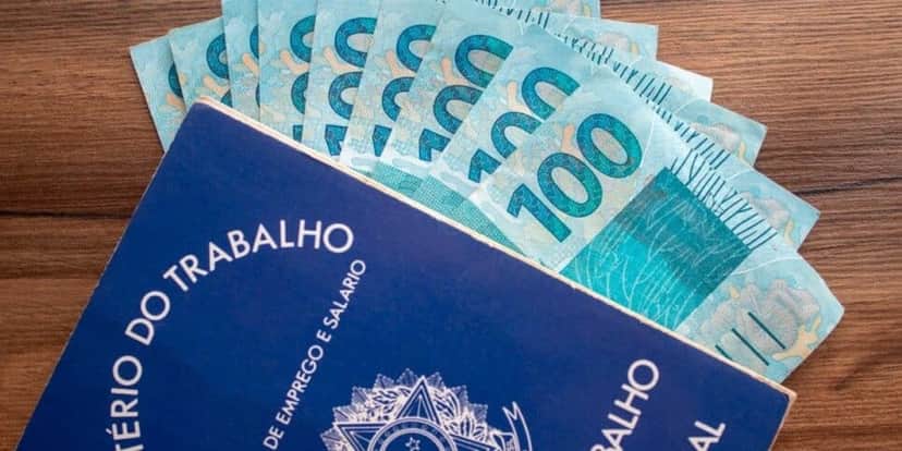 Salário mínimo nacional está no valor de R$1.412 (Reprodução: Internet) Salário mínimo nacional está no valor de R$1.412 (Reprodução: Internet)