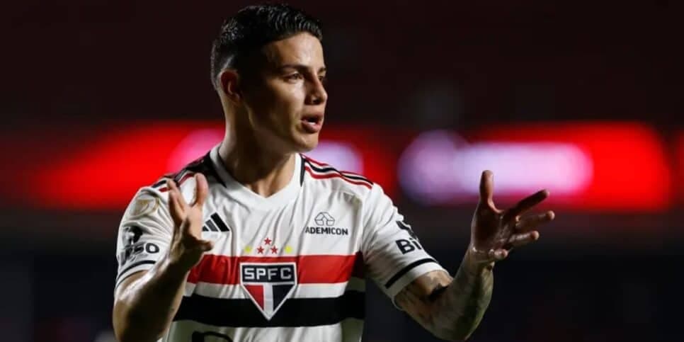 James Rodríguez não faz mais parte do São Paulo (Foto: Rubens Chiri) James Rodríguez não faz mais parte do São Paulo (Foto: Rubens Chiri)