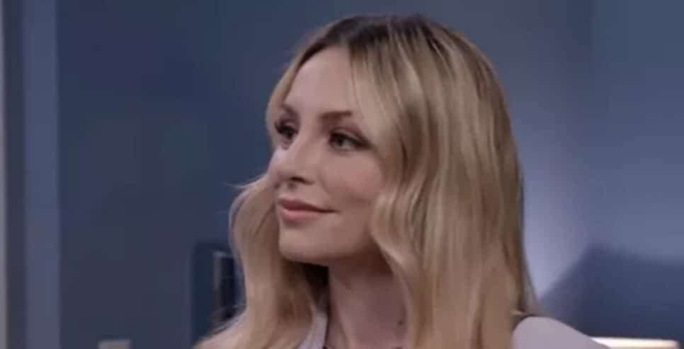 Alma irá ajudar Samanta na novela (Foto: Reprodução/ SBT) Alma irá ajudar Samanta na novela (Foto: Reprodução/ SBT)