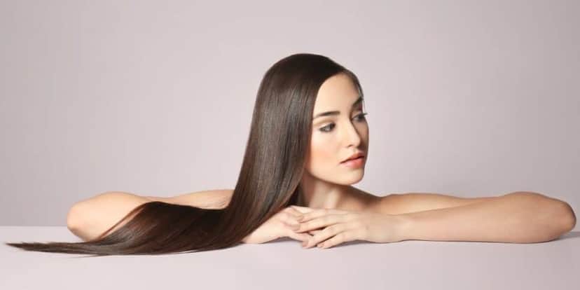 Mulher com cabelo liso (Foto: Canva) Mulher com cabelo liso (Foto: Canva)