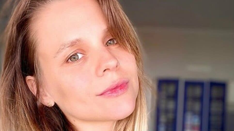 Daniela Carvalho, de Malhação, assumiu fazer faxina no exterior para bancar estudos (Foto: Reprodução/ Instagram) Daniela Carvalho, de Malhação, assumiu fazer faxina no exterior para bancar estudos (Foto: Reprodução/ Instagram)