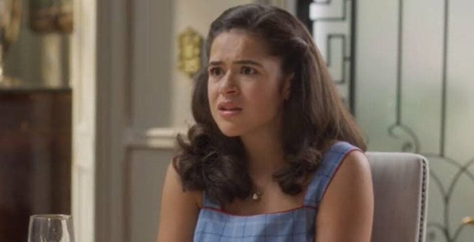 Bia cai no mais absoluto sofrimento diante de rejeição e recorre ajuda (Foto: Reprodução/ TV Globo) Bia cai no mais absoluto sofrimento diante de rejeição e recorre ajuda (Foto: Reprodução/ TV Globo)