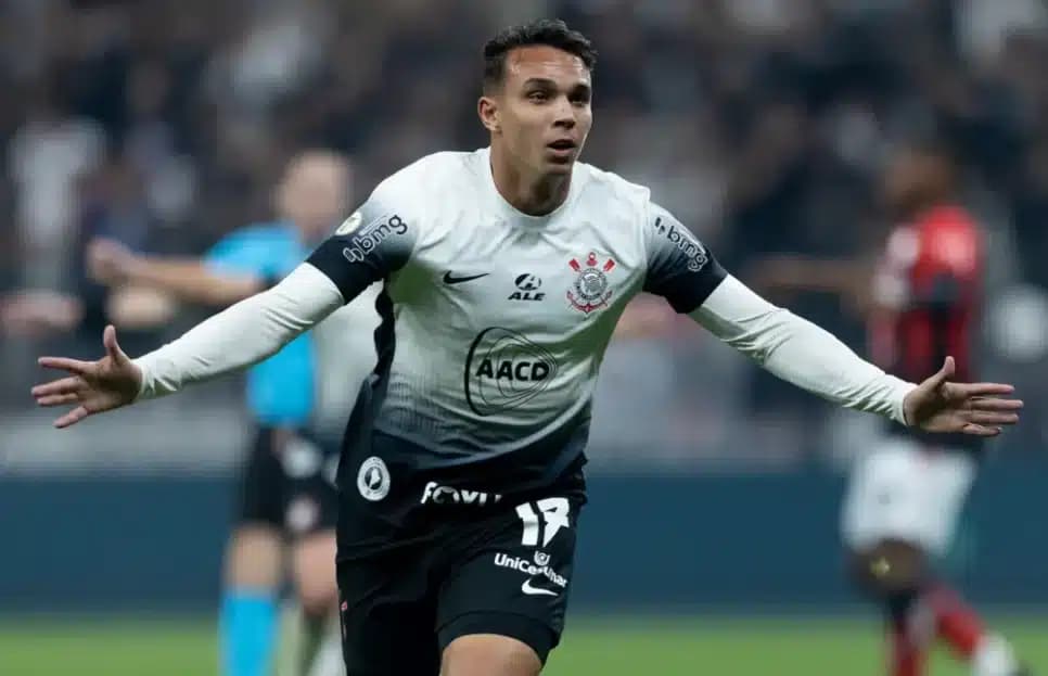 Giovane se despediu do Corinthians (Foto: Reprodução/ Internet) Giovane se despediu do Corinthians (Foto: Reprodução/ Internet)
