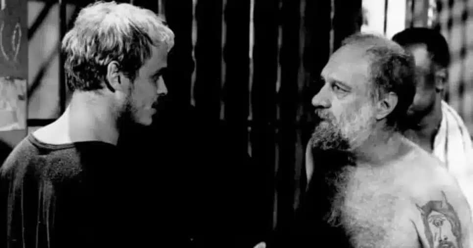 Alexandre (Guilherme Fontes) e Coringa (Paulo César Pereio) em cena de A Viagem (Foto: Reprodução) Alexandre (Guilherme Fontes) e Coringa (Paulo César Pereio) em cena de A Viagem (Foto: Reprodução)