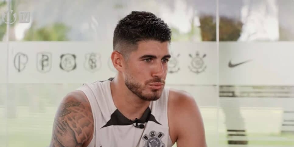 Diniz ciente: Corinthians planeja saída de Pedro Raul em 2026