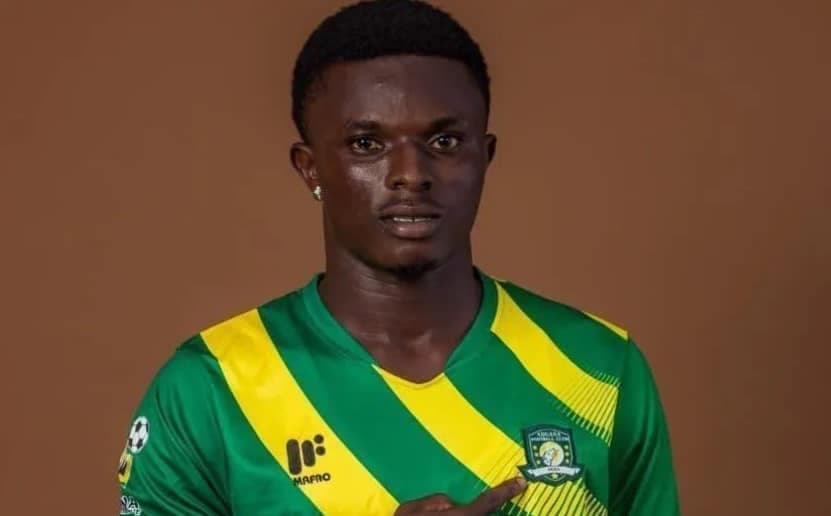 Jogador de futebol Dominic Frimpong (Foto: Divulgação / Berekum Chelsea Football Club)
Jogador de futebol Dominic Frimpong (Foto: Divulgação / Berekum Chelsea Football Club)