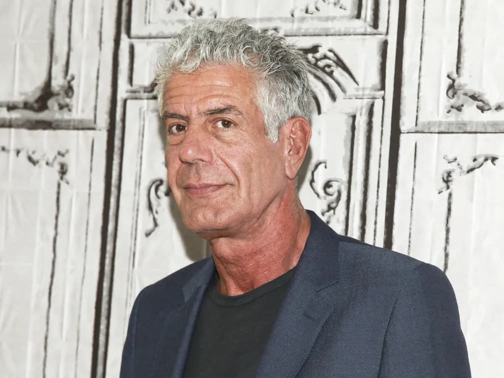 Anthony Bourdain, apresentador da televisão americana, morreu aos 61 anos (Foto: Reprodução/ Internet) Anthony Bourdain, apresentador da televisão americana, morreu aos 61 anos (Foto: Reprodução/ Internet)