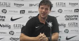 Corinthians: Diniz veta venda de Bidon e mais um craque no Timão