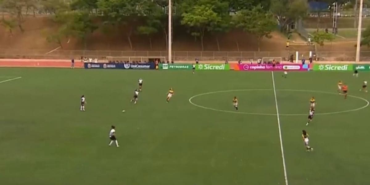 Brunna Meer jogando a Copinha feminina 25 (Reprodução:Youtube) Brunna Meer jogando a Copinha feminina 25 (Reprodução:Youtube)
